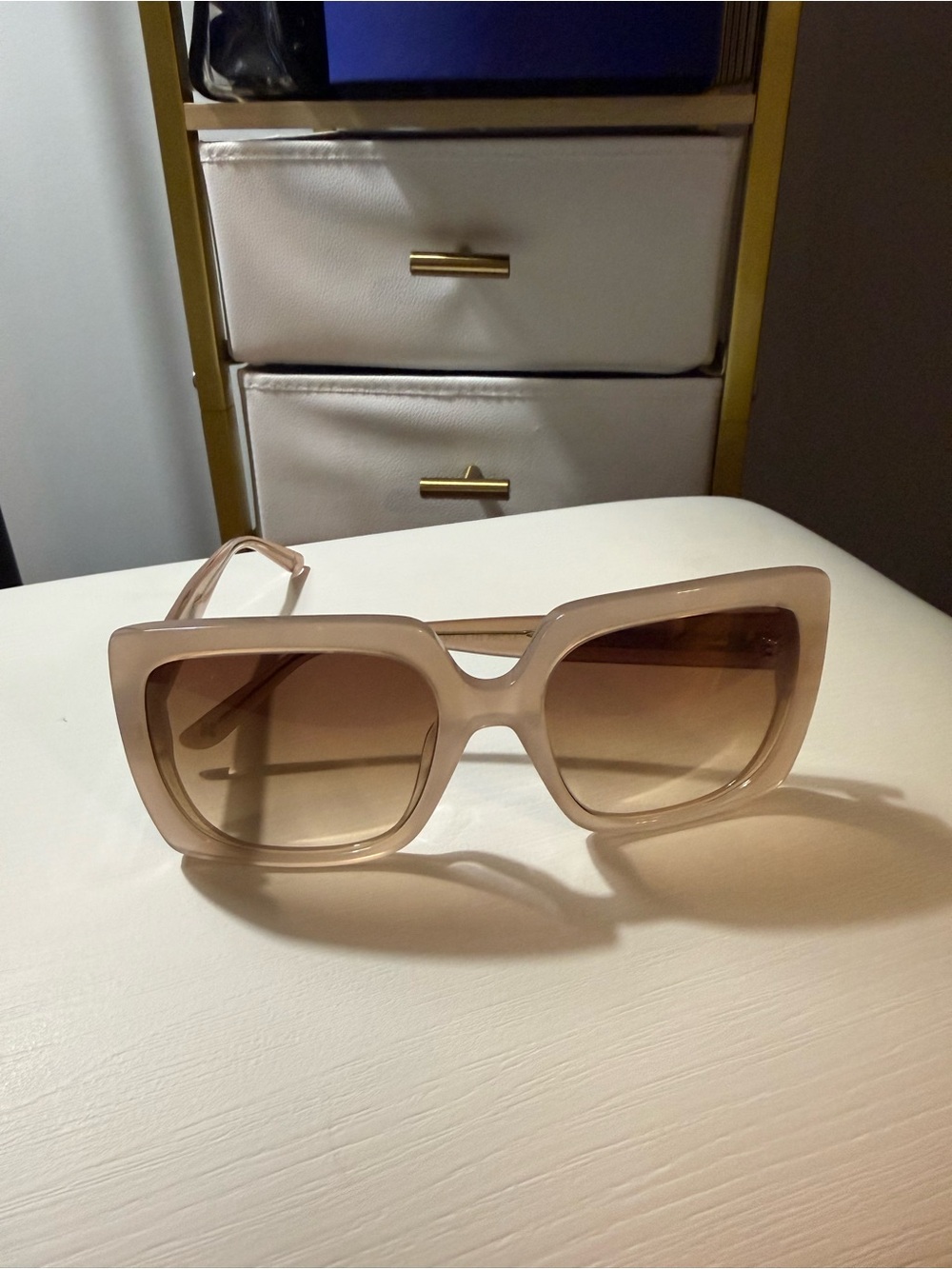 Patricia Nash Pale Pink/Taupe Oversized Square Sunglasses - Picture 4 of 8